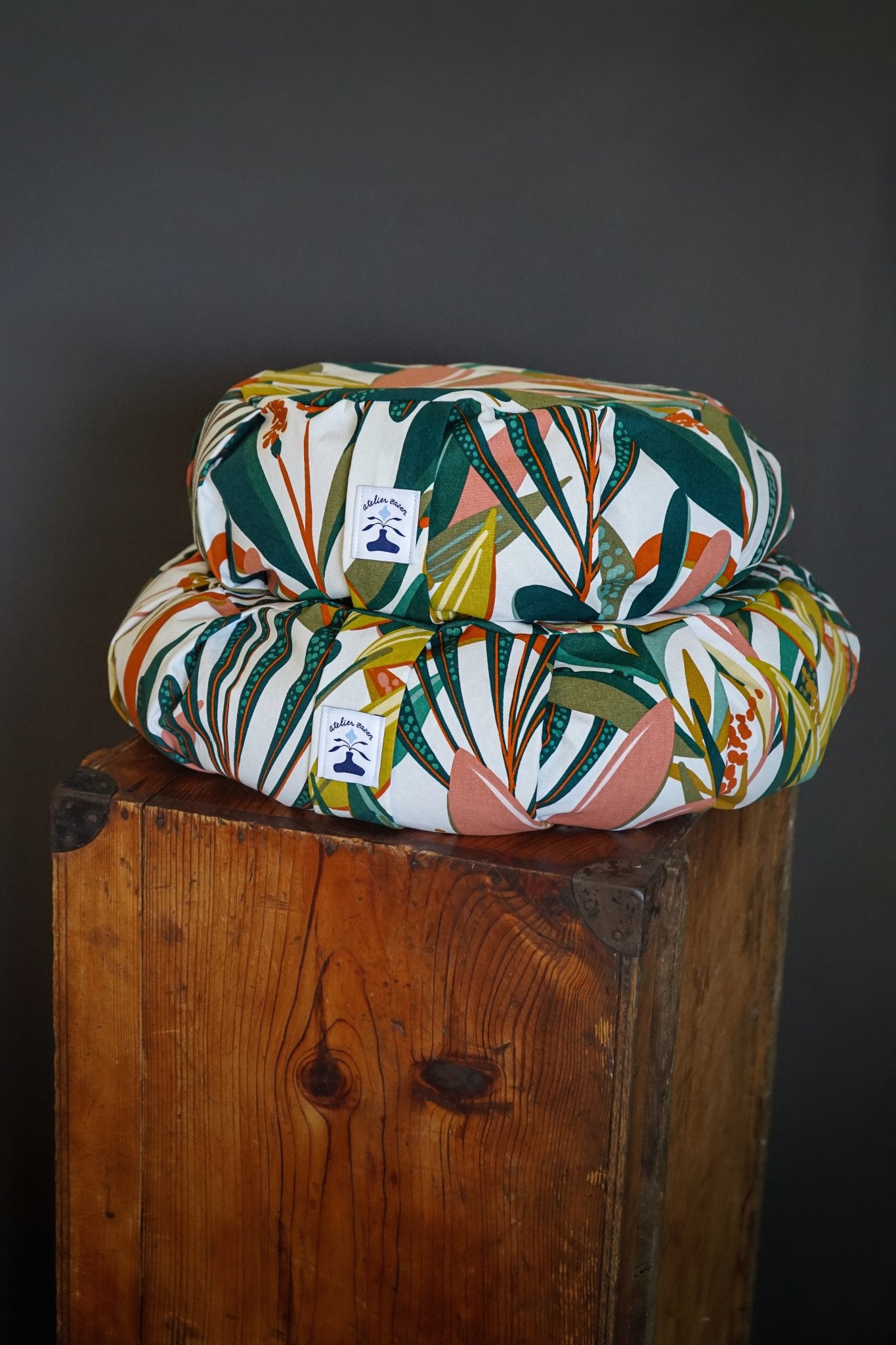 Coussin de méditation • grand format multicolore – Fait main en France