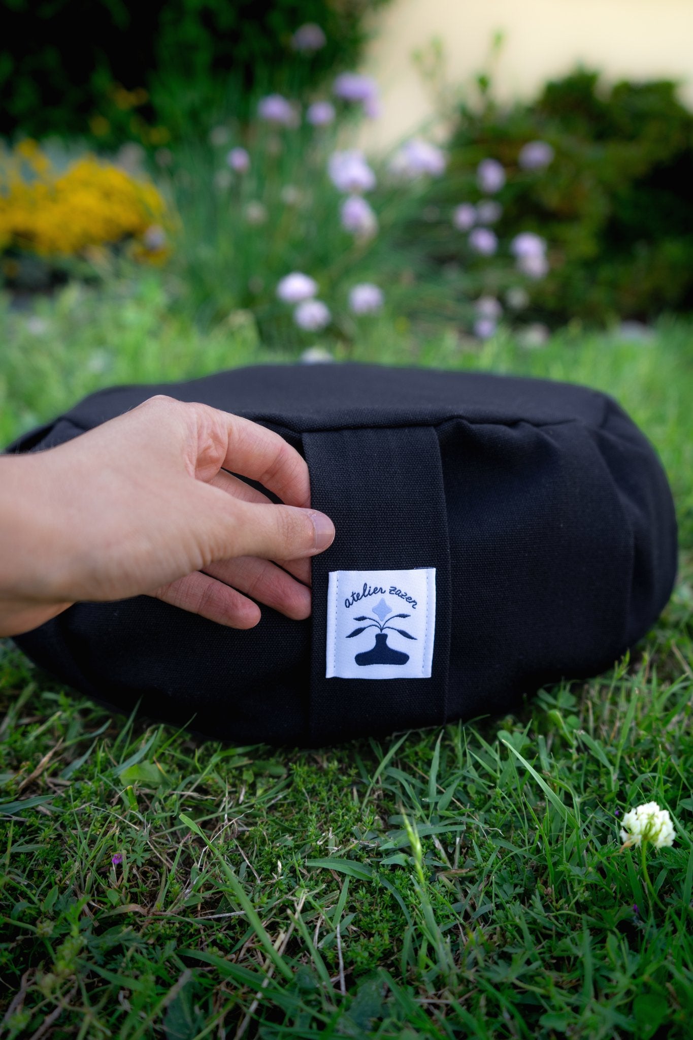 Coussin de méditation en extérieur - noir